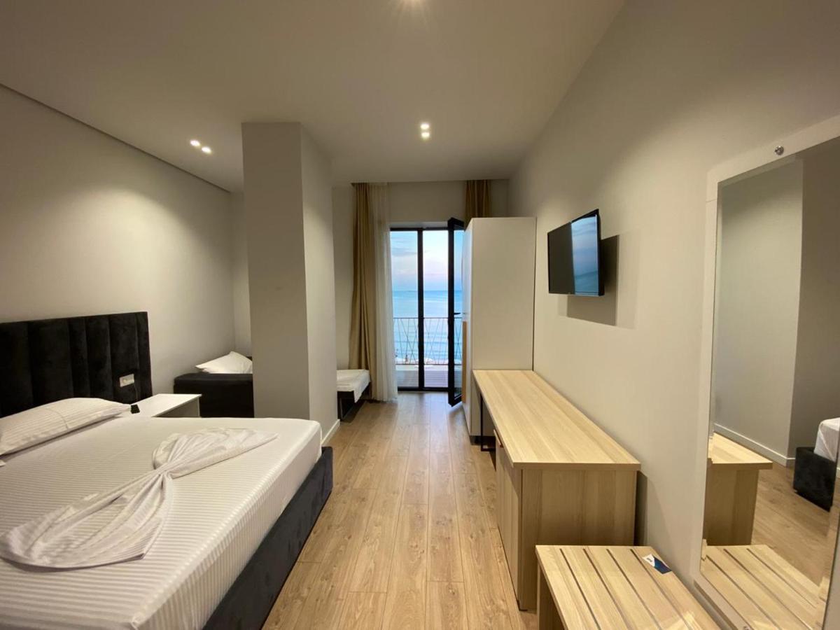 Hotel Alion Durrës Exteriör bild