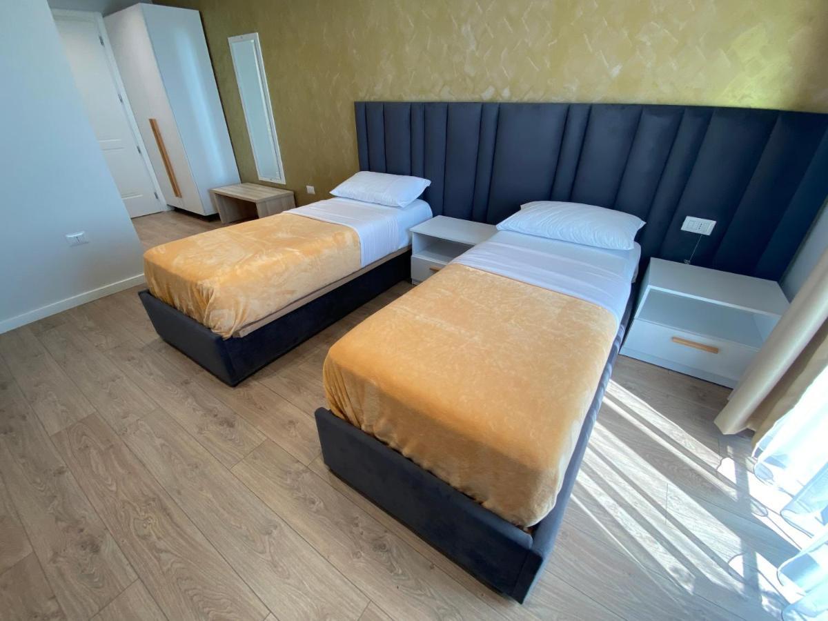 Hotel Alion Durrës Exteriör bild